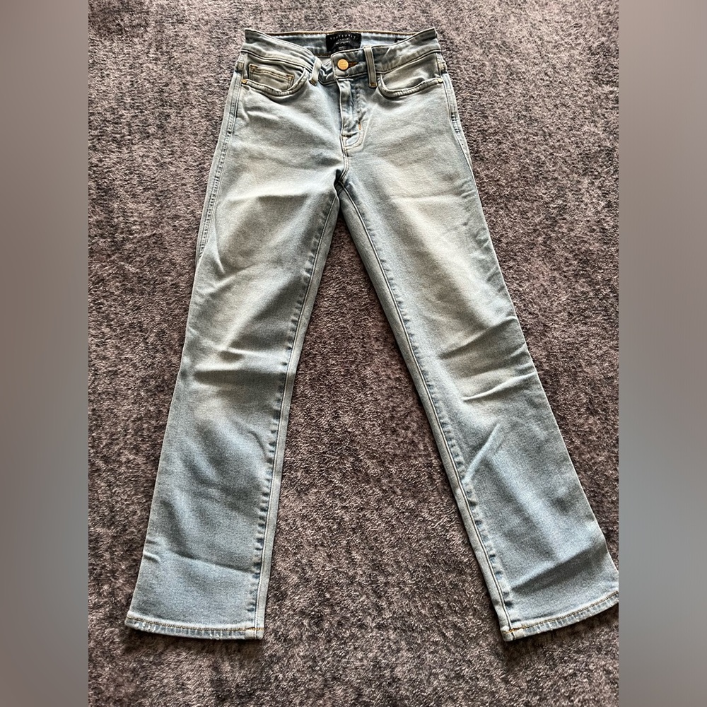 Classic Light Blue Women's Jeans
